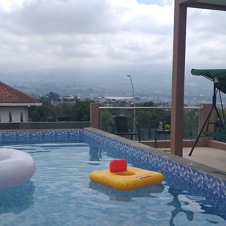 Villa Oemah Arma Rinjani 2 Batu  Esterno foto