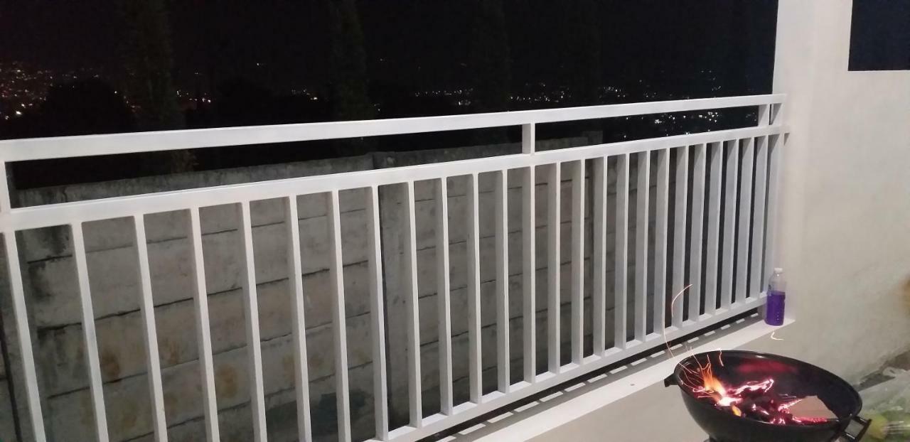 Villa Oemah Arma Rinjani 2 Batu  Esterno foto